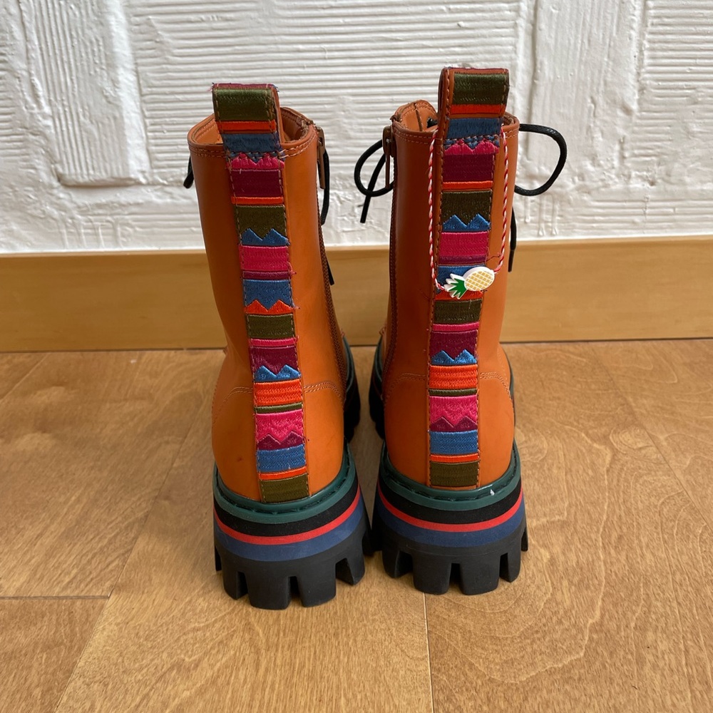 Women's Tan Platform Lace-Up Combat Boots - Picture 3 of 8